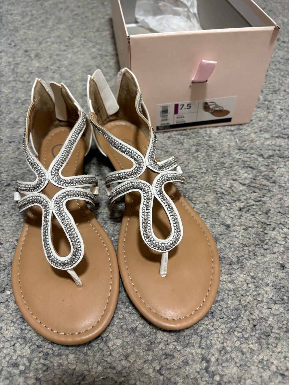 Candie’s okra white sandals size 7.5